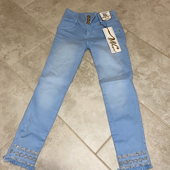 Jeans - Picture 3 of 4